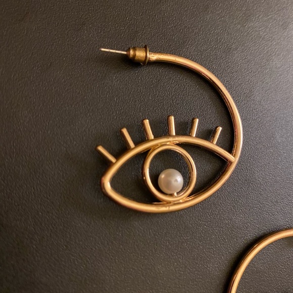 Eye Earring Hoops Gold Pearl Faux Lashes - Picture 6 of 8